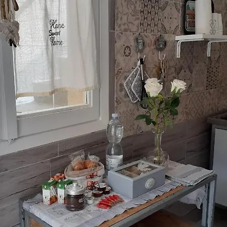 Apartment La Tana Nel Vicolo